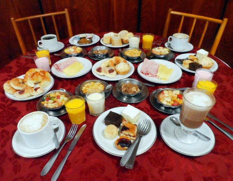 Para desayunar. de Hotel Eo Park